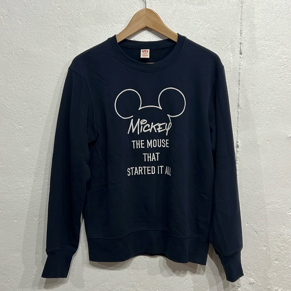 Uniqlo Mickey Mouse Pullover